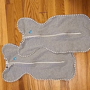 Newborn Love to Dream swaddle up pair